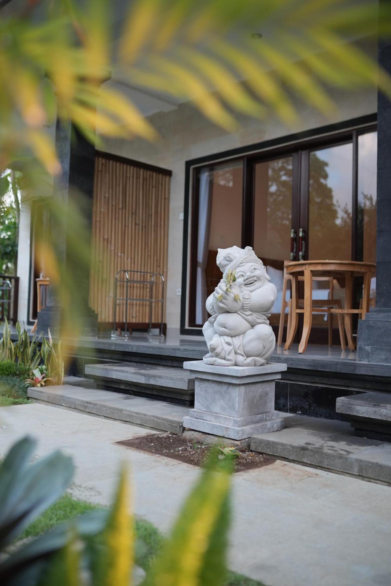 Winaka Ubud Luaran gambar